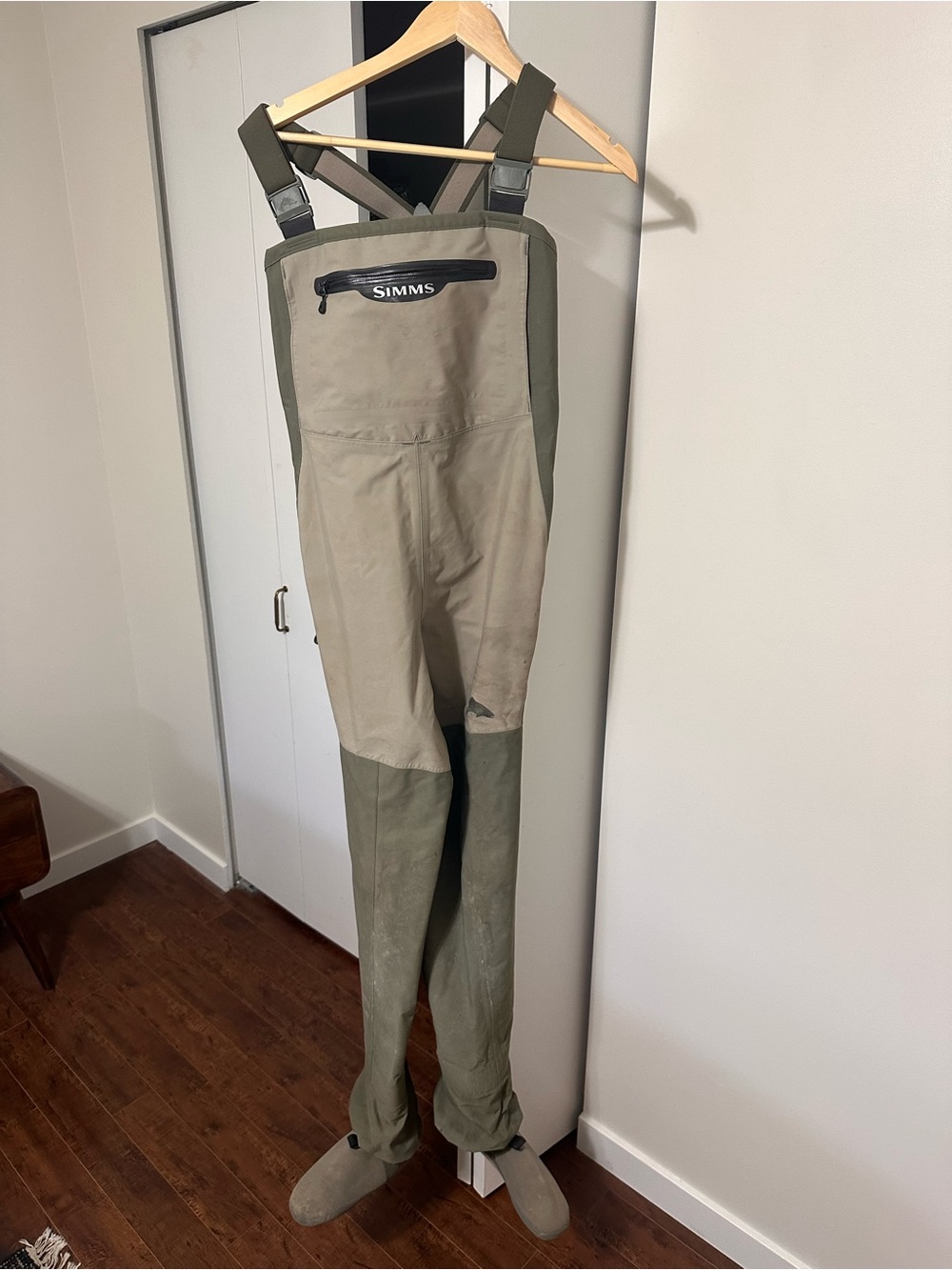Women’s Simms Waders Small